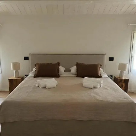 Bed & Breakfast Casale 325 3*