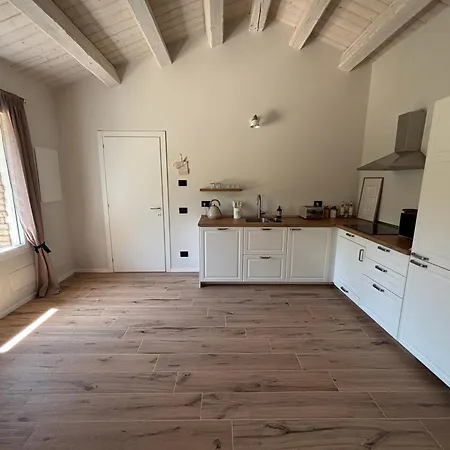 Bed & Breakfast Casale 325